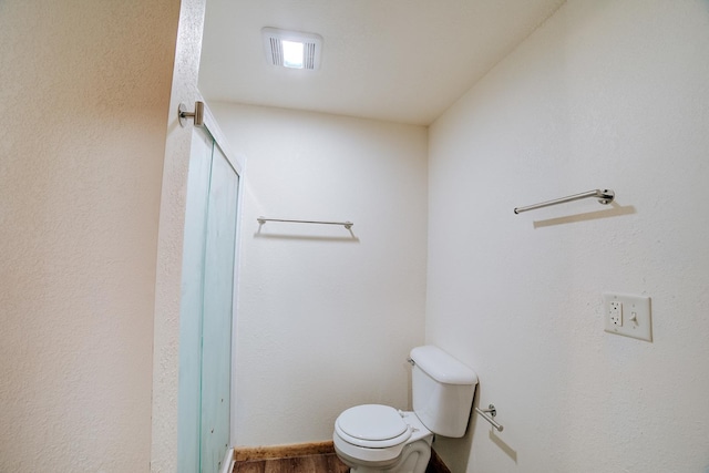 465 E Ash St, Watseka, IL 60970 - bathroom featuring toilet