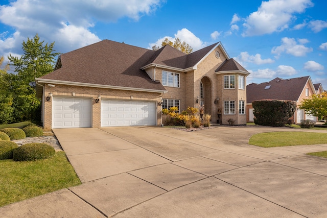 view of front property featuring a garage