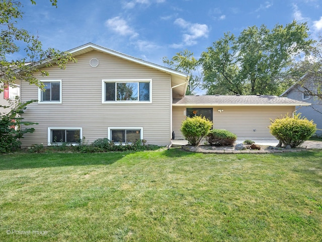 view of front of home with a front yard