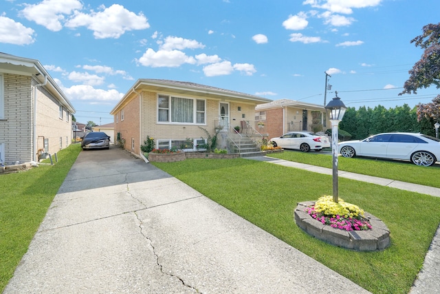 view of front of home with a front yard