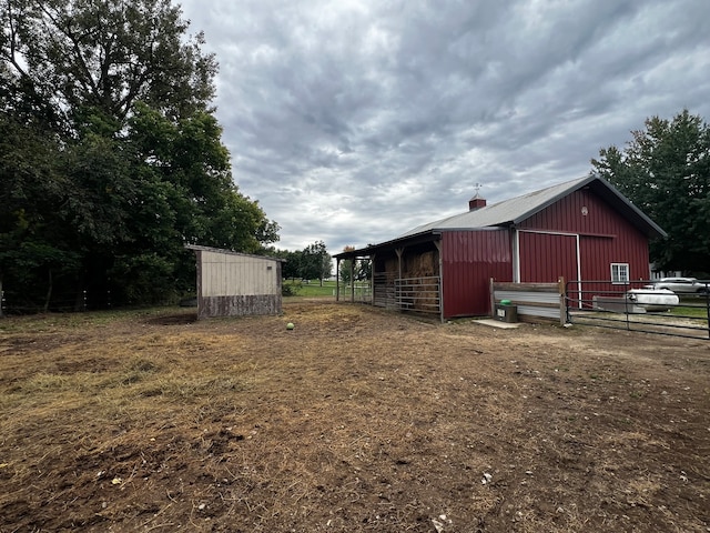 exterior space featuring an outdoor structure