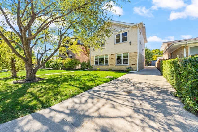 view of front of house with a front yard