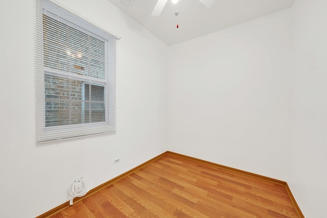 unfurnished room featuring wood-type flooring and ceiling fan