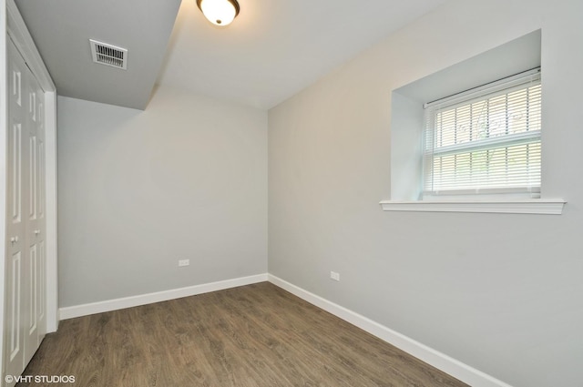 3544 W Douglas Blvd, Chicago, IL 60623 - empty room featuring wood finished floors and baseboards