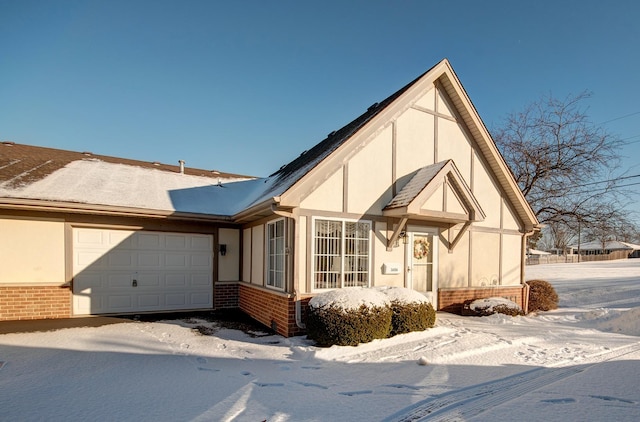 view of front of home featuring a garage