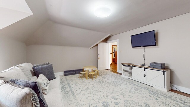 5235 S University Ave, Chicago, IL 60615 - living area featuring vaulted ceiling and baseboards
