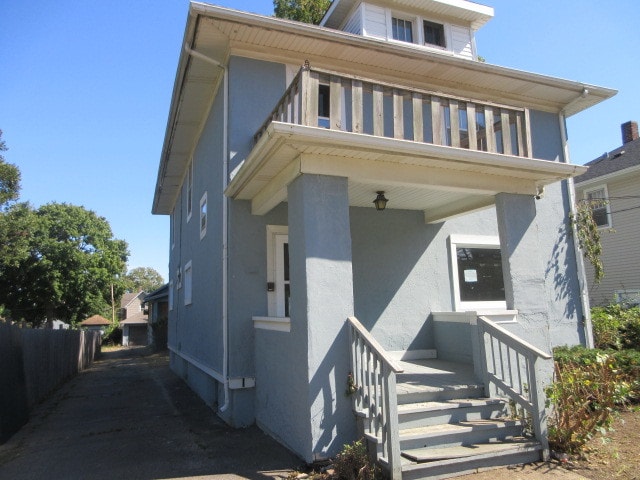 view of front facade