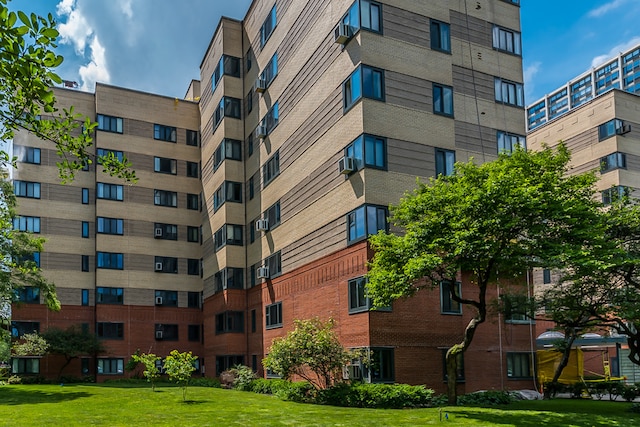 view of building exterior