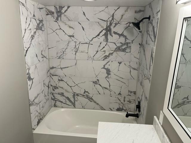 7234 W N Ave Unit 1109, Elmwood Park, IL 60707 - bathroom with washtub / shower combination