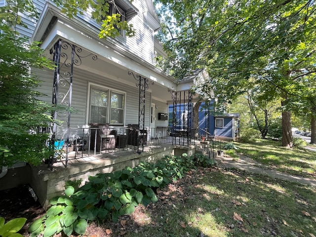 exterior space featuring a porch