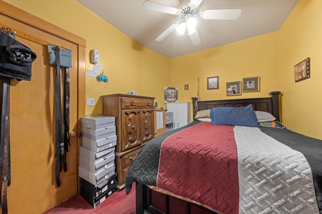 bedroom featuring carpet and ceiling fan