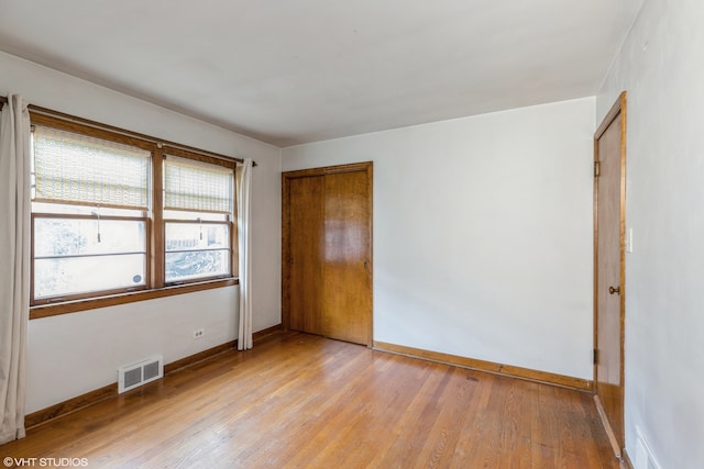 empty room featuring light hardwood / wood-style flooring