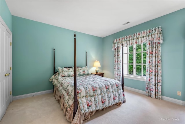 view of carpeted bedroom