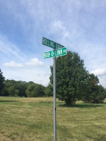 7404 Briar Ct, Spring Grove, IL 60081