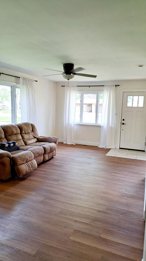 453 Lakewood Blvd, Park Forest, IL 60466 - photo 9