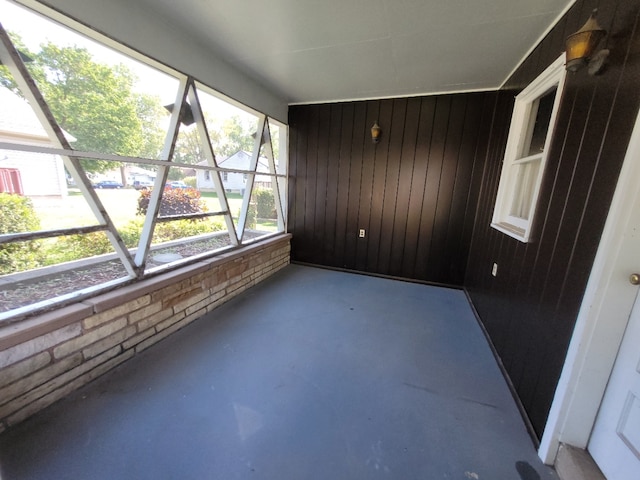 view of unfurnished sunroom