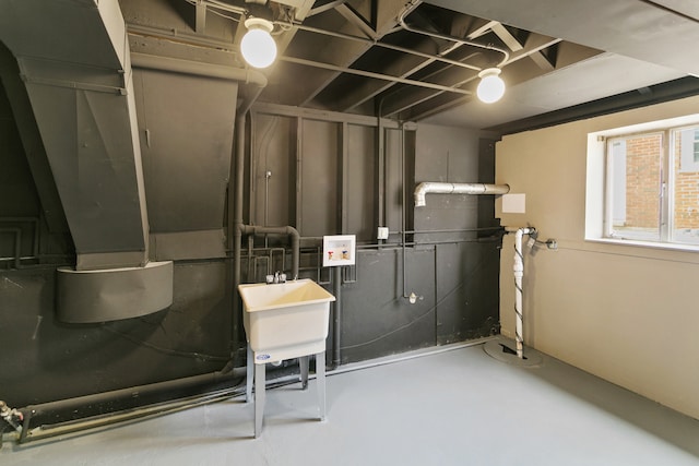 utility room with sink