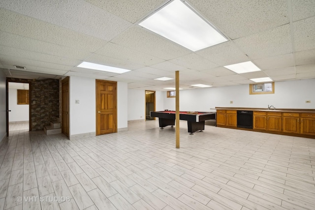 game room with sink, a drop ceiling, and billiards