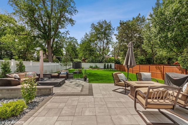 view of patio / terrace with an outdoor hangout area