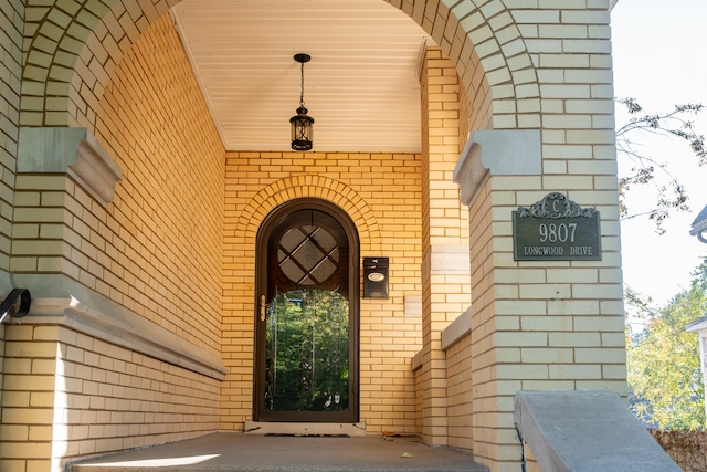 view of property entrance