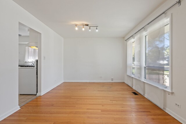 526 Laramie Ave, Wilmette, IL 60091 - photo 9