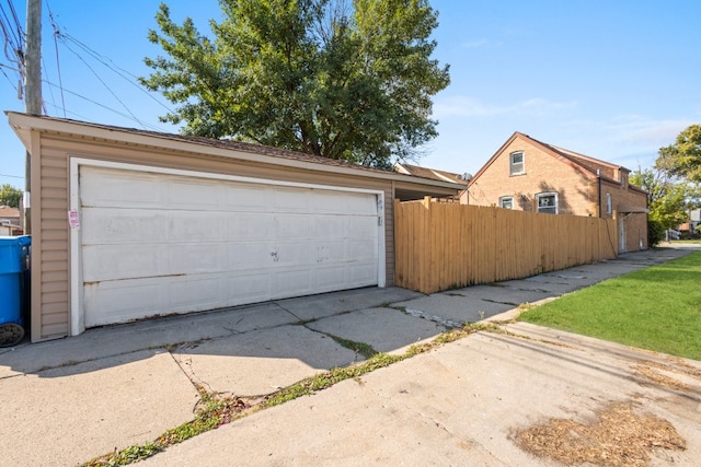 4035 W Marquette Rd, Chicago, IL 60629 - view of detached garage