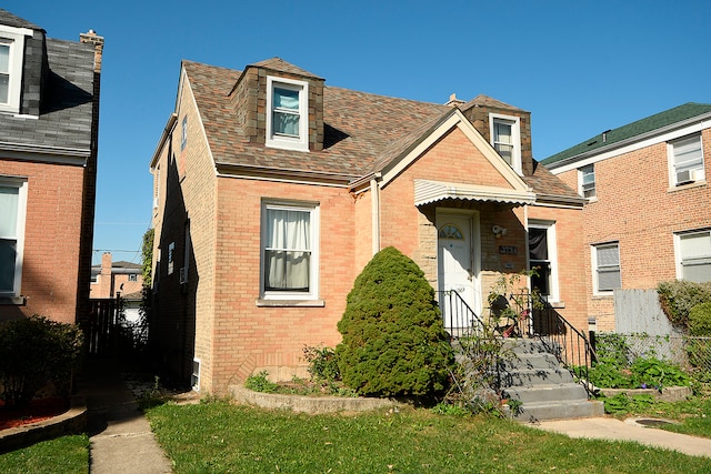 view of front facade