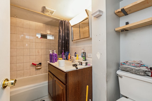 full bathroom with shower / bath combination with curtain, decorative backsplash, vanity, and toilet