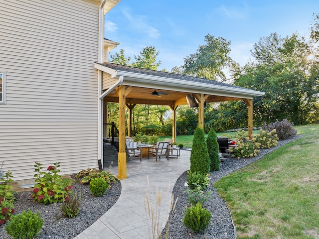 view of patio / terrace featuring an outdoor hangout area and ceiling fan