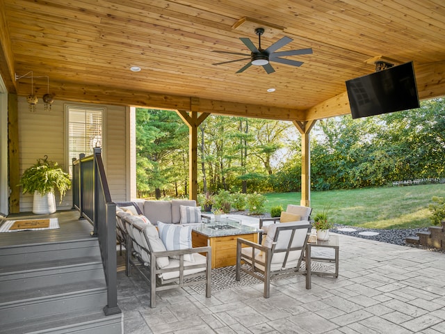 view of patio / terrace with outdoor lounge area and ceiling fan