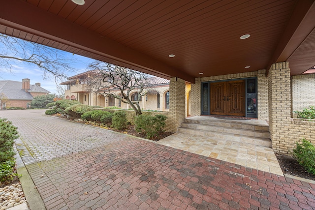 view of patio / terrace with covered porch