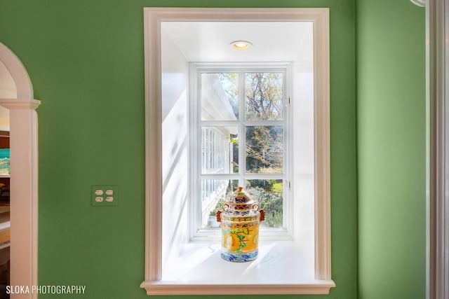 room details with arched walkways