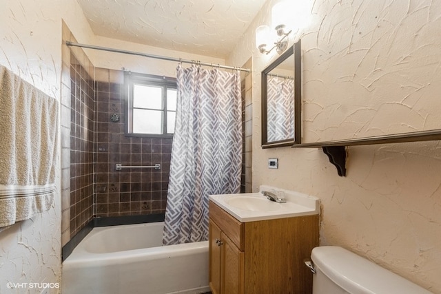 full bathroom featuring vanity, toilet, and shower / bath combo