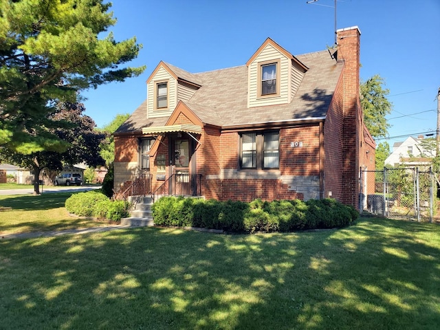 view of front of property with a front yard