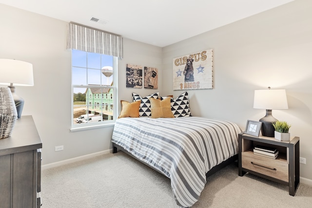 bedroom featuring carpet floors