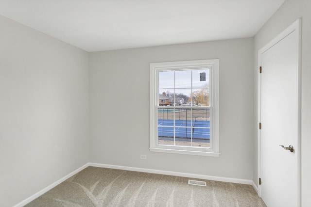 empty room featuring carpet