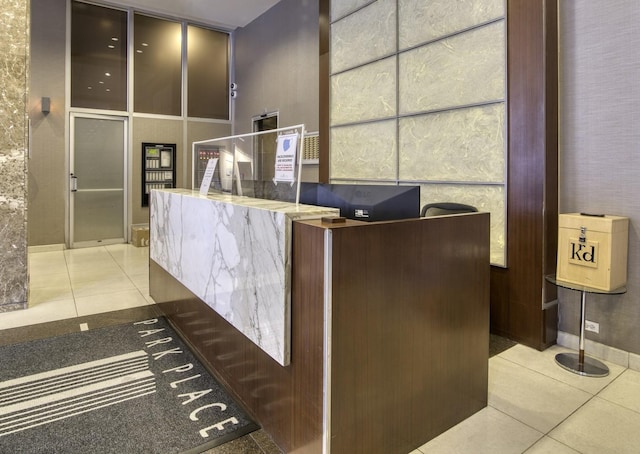 655 W Irving Park Rd Unit 4812, Chicago, IL 60613 - photo 2