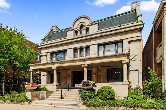 view of front of property with a porch