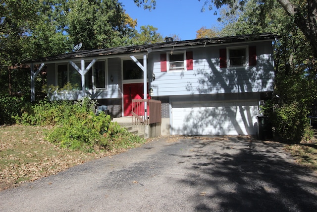 view of front of house featuring a garage