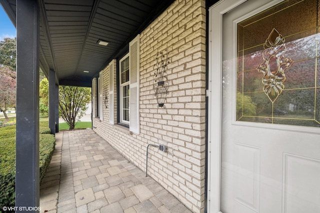 view of patio featuring covered porch