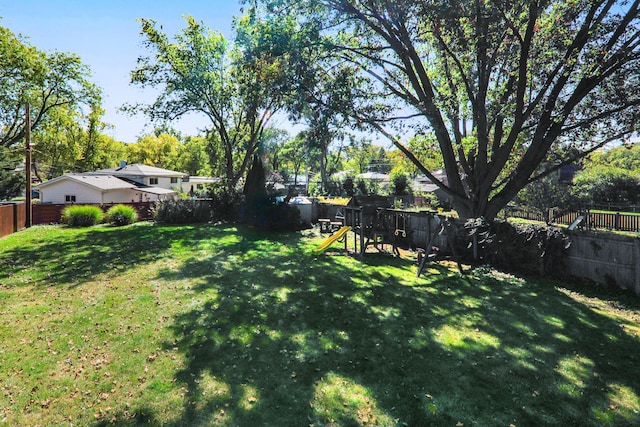 814 Countryside Dr, Wheaton, IL 60187 - view of yard with a playground