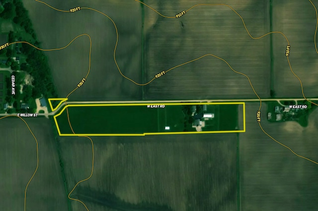 11971 W E Rd, Forreston, IL 61030 - map of property location with property boundaries highlighted