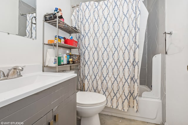 full bathroom featuring shower / bathtub combination with curtain, vanity, and toilet