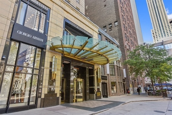 800 N Michigan Ave Unit 4001, Chicago, IL 60611 - view of building exterior