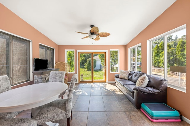 sunroom / solarium with vaulted ceiling and ceiling fan