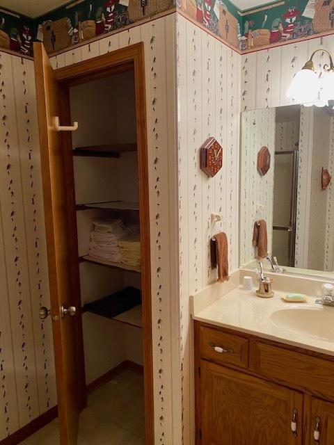 111 Village Woods Dr, Crete, IL 60417 - photo 31