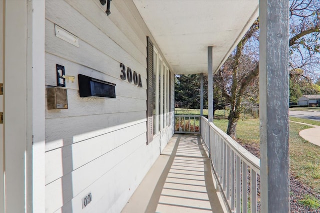 view of patio / terrace with covered porch