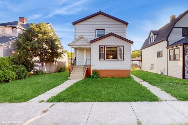 view of front facade with a front lawn