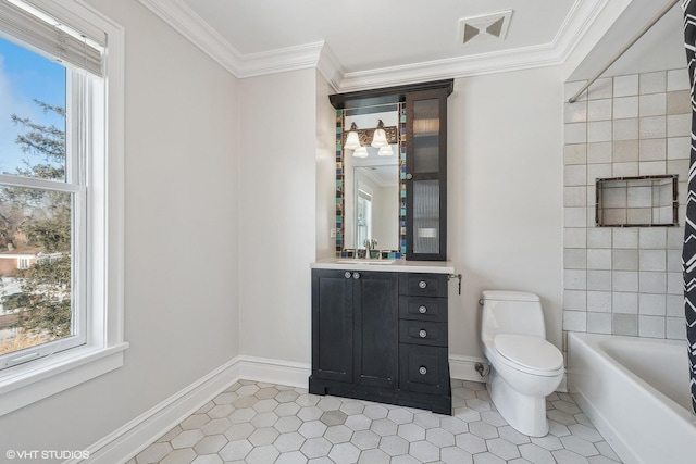 full bathroom featuring a healthy amount of sunlight, ornamental molding, toilet, and shower / tub combo