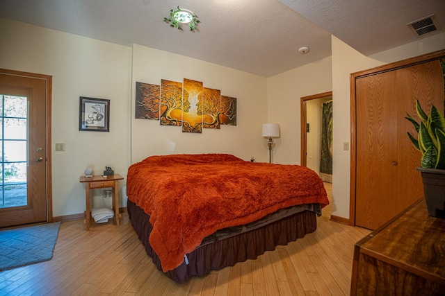 802 Union Rd, Harmon, IL 61042 - bedroom with light wood finished floors and baseboards